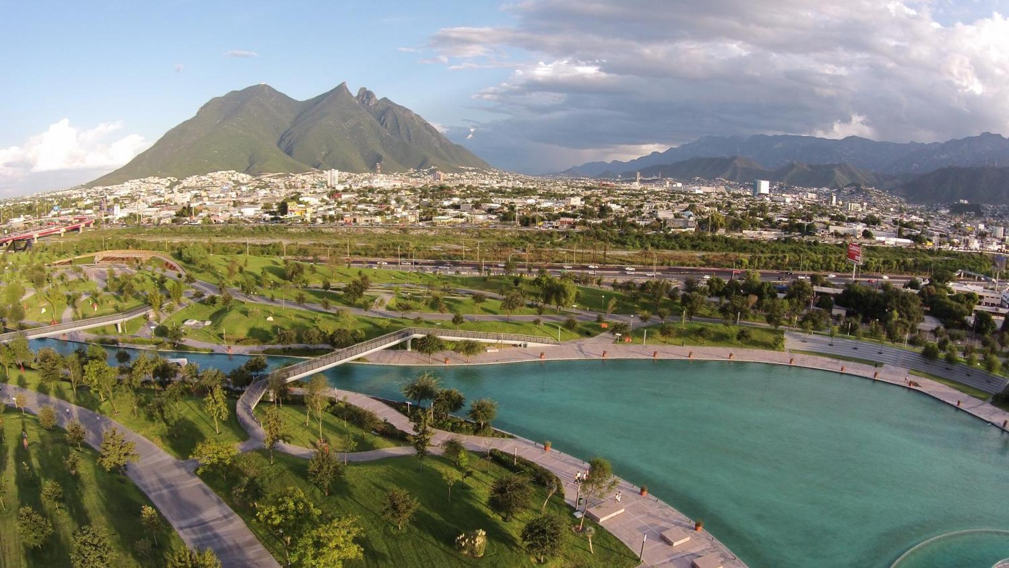 Hoteles Antigua - Santa Lucia Mty Monterrey Luaran gambar